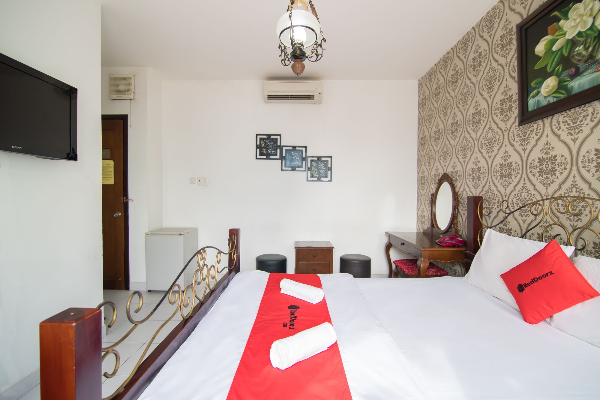 Reddoorz Near Gia Dinh International Hospital Khách sạn TP. Hồ Chí Minh